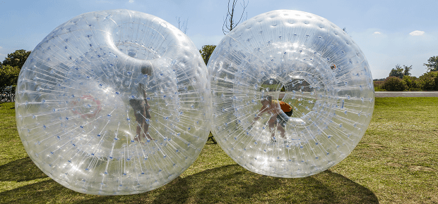 Zorbing, zorba gule na lúke